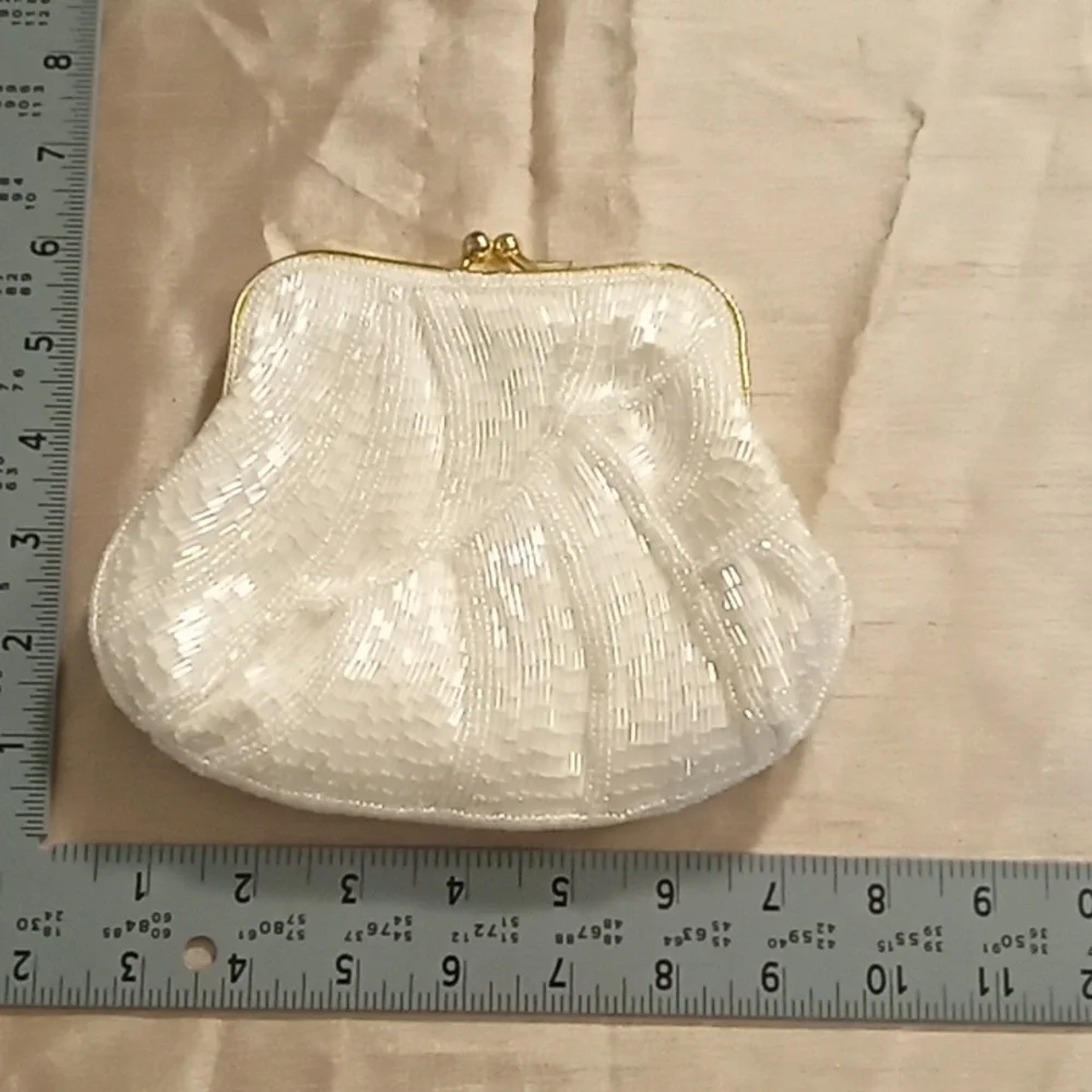 1920s Stylish Small Ivory Sequined Gold Women's Clutch with Strap NWOT